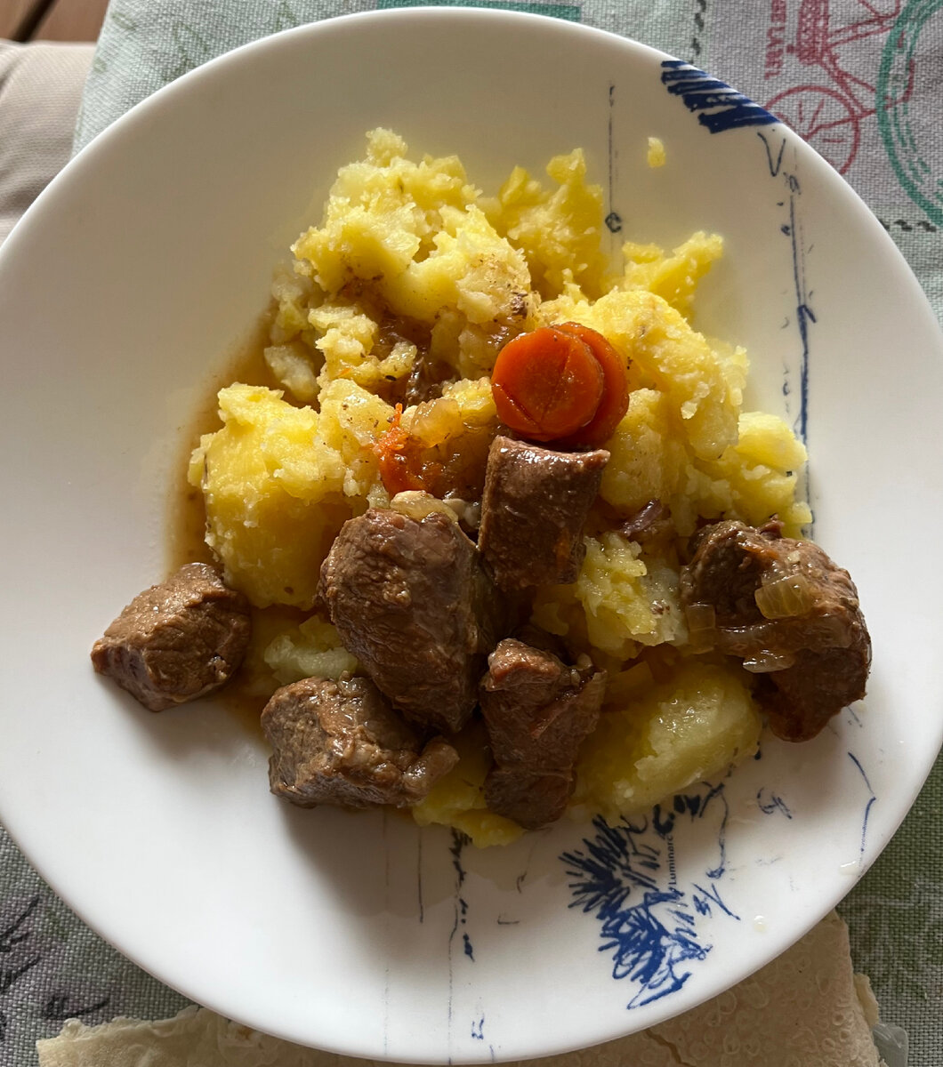 Картофель с мясом