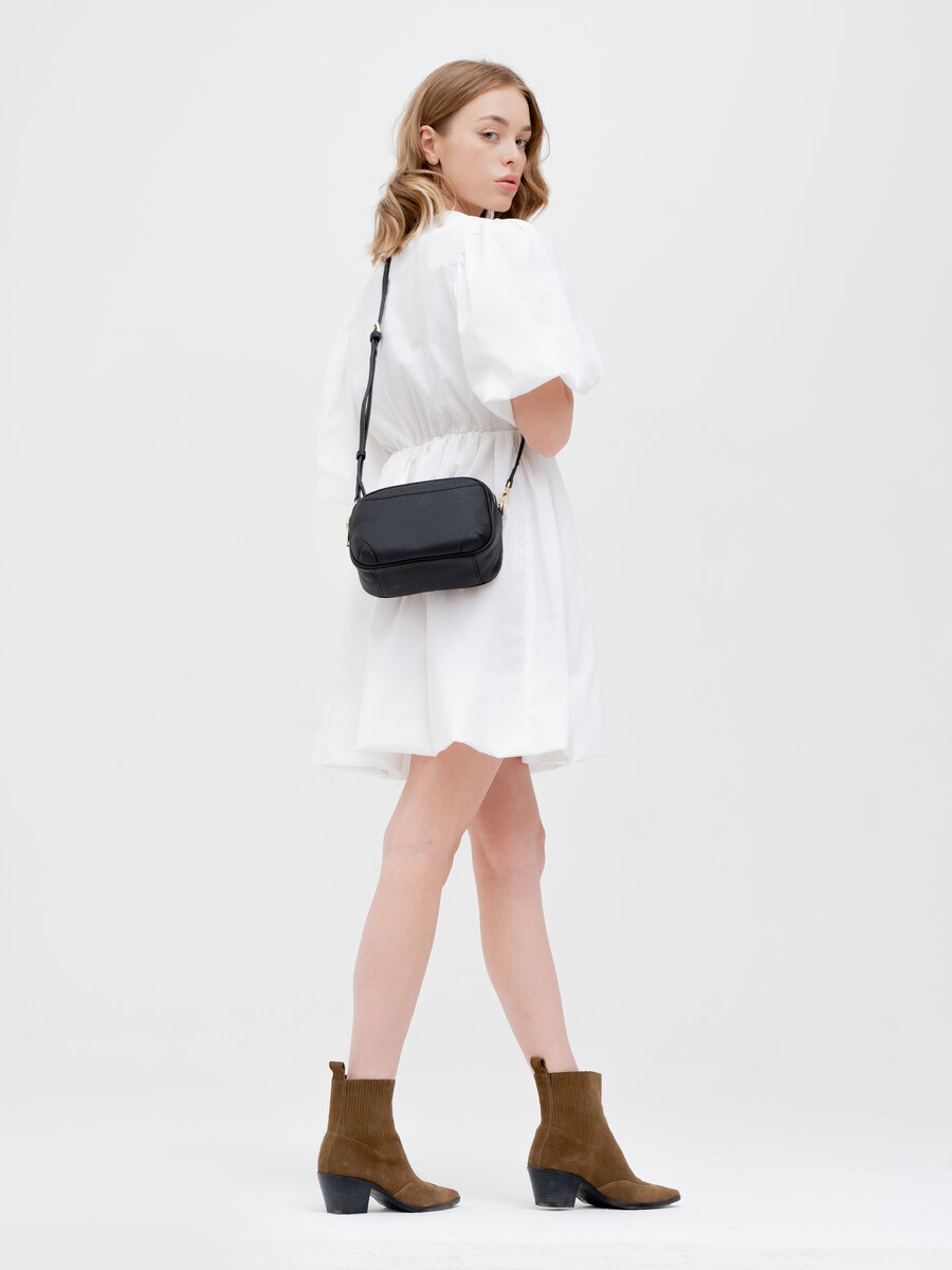 Сумочка кросс-боди из натуральной кожи бренда Faustini