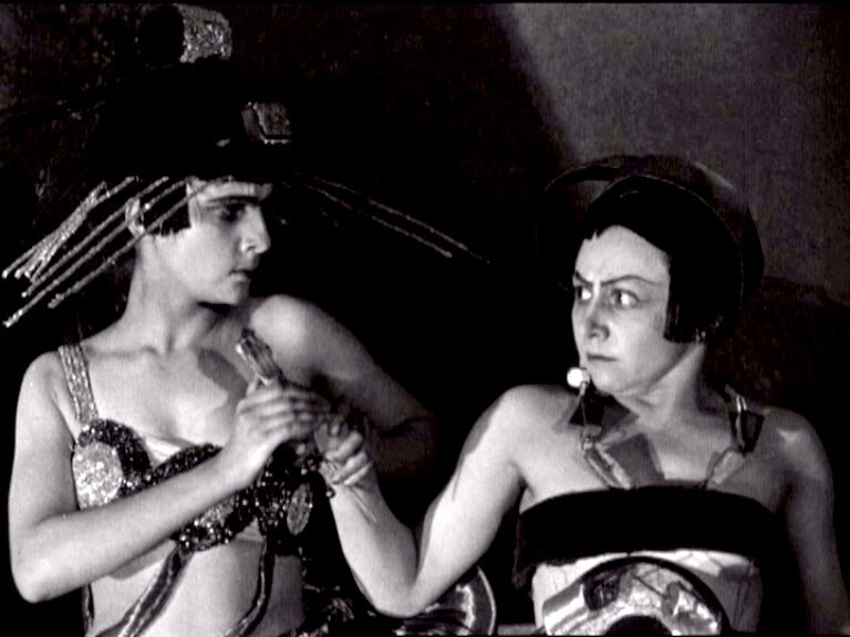 в фильме "Аэлита" 