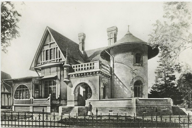 ÐÐ°ÑÐ° ÐÐ°ÑÑÐ²Ð°Ð»ÑÐ´ Ð½Ð° ÐÐ°Ð¼ÐµÐ½Ð½Ð¾Ð¼ Ð¾ÑÑÑÐ¾Ð²Ðµ. ÐÐµÐ¸Ð·Ð²ÐµÑÑÐ½ÑÐ¹ Ð°Ð²ÑÐ¾Ñ, 1900-Ðµ, Ð³. Ð¡Ð°Ð½ÐºÑ-ÐÐµÑÐµÑÐ±ÑÑÐ³, ÐÐÐÐ/ÐÐÐ¤.