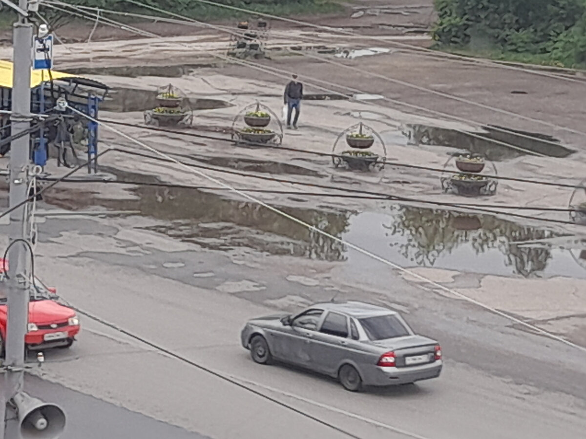 Пейзаж из моего окна после дождичка.