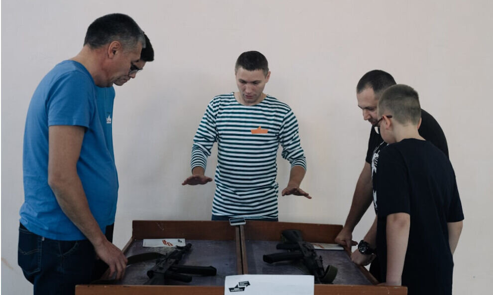    «Два капитана 2.0». Отцы и сыновья Ямала написали книгу семейных достижений