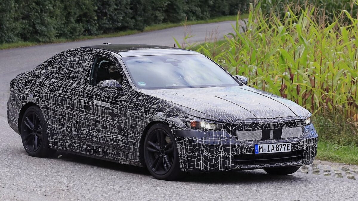 BMW i5
