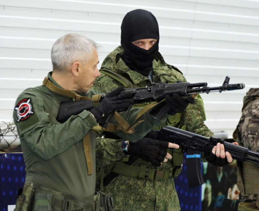       Международный инструктор провел в Салехарде обучающий семинар по военной подготовке

📷      Международный инструктор провел в Салехарде обучающий семинар по военной подготовке

📷      Международный инструктор провел в Салехарде обучающий семинар по военной подготовке
