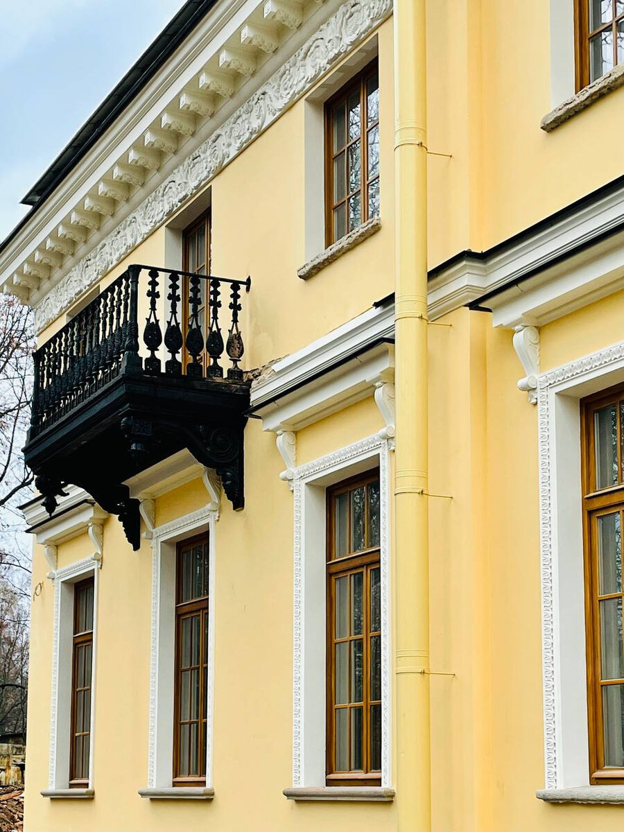 В Петербурге отреставрируют фасады дома-памятника на Пушкинской улице - МК Санкт