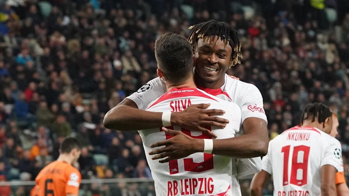    Футболисты "Лейпцига"© AFP 2022 / JANEK SKARZYNSKI