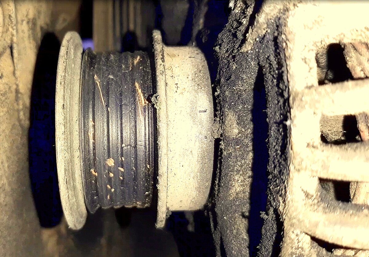 Шкив генератора