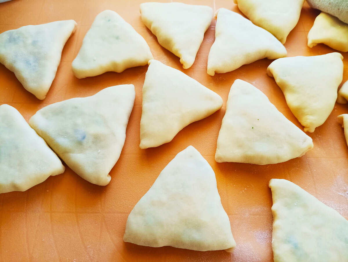 Бабушкины пирожки с необычной рыбной начинкой | Вкусная еда без труда | Дзен