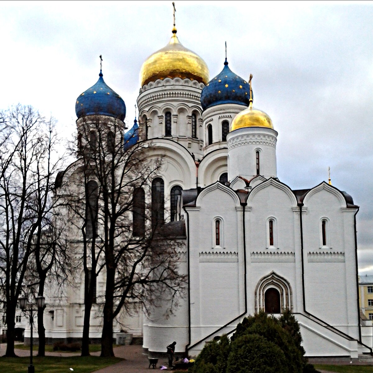 Соборы монастыря