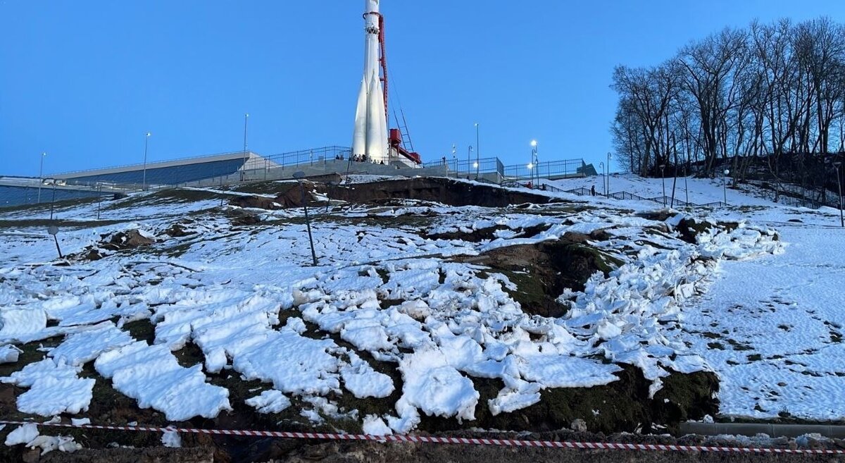    На месте работает комиссия. Татьяна Пульная