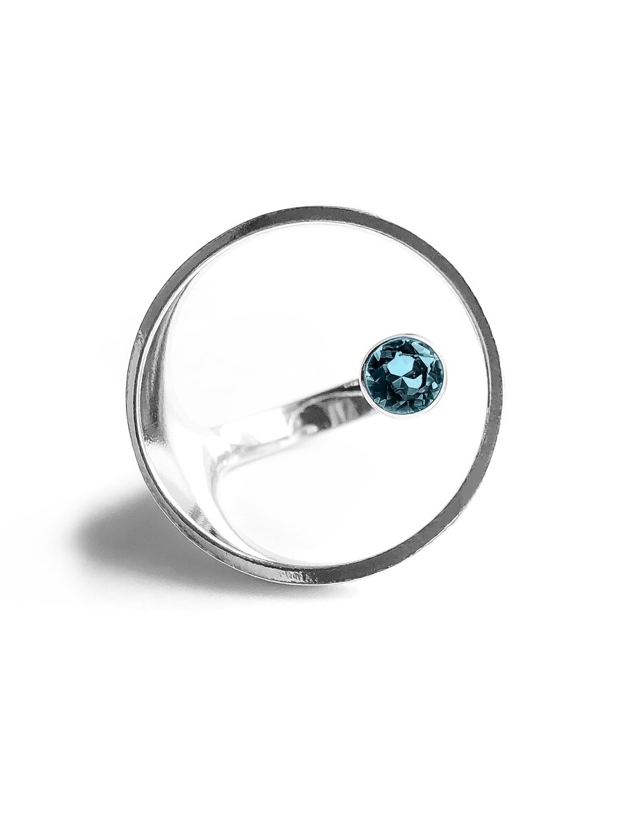 Серебряное кольцо круг с лондонским топазом
