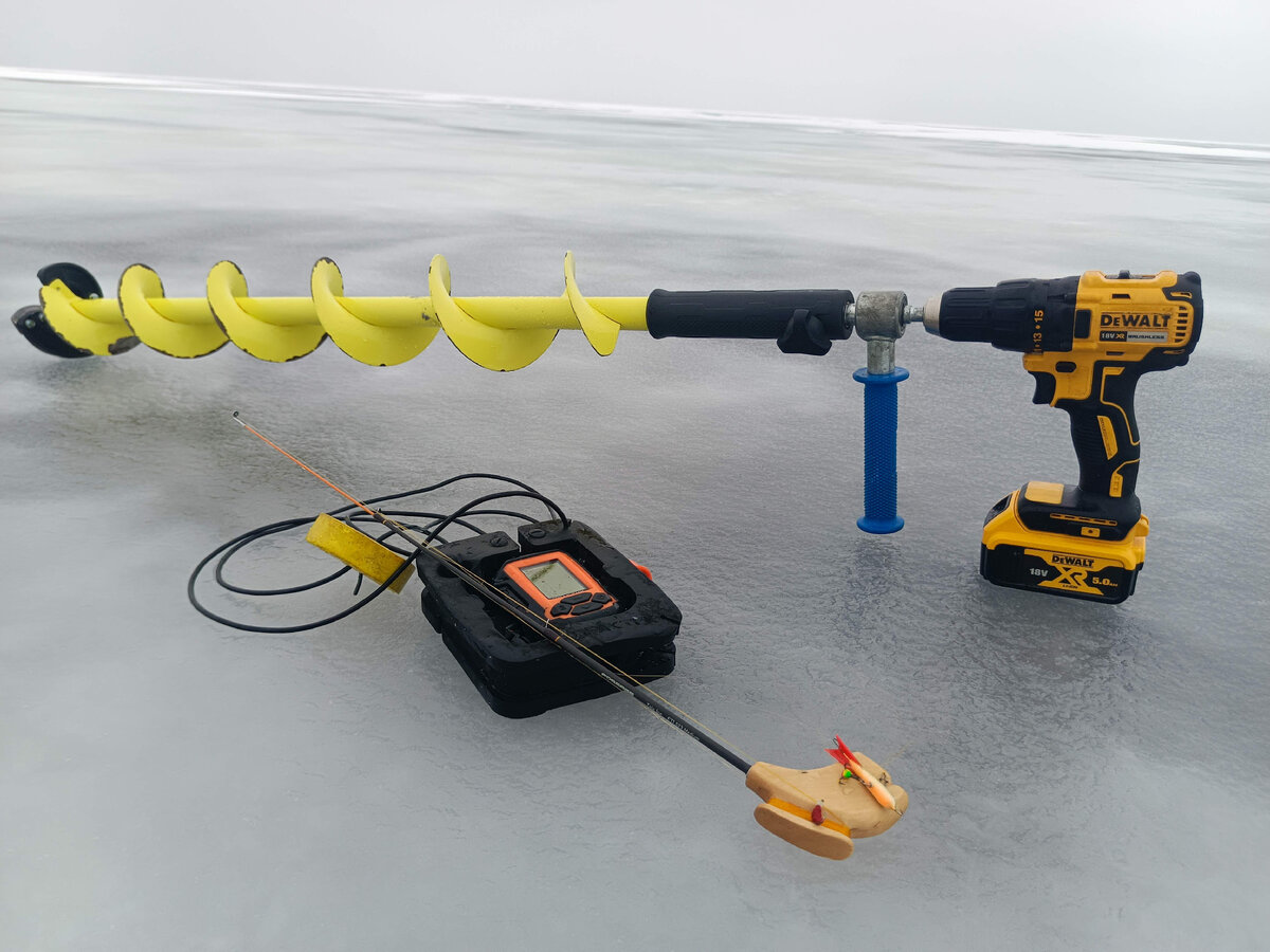 Накануне рыбалки подправил ножи на брусочке - совсем другое дело! Лунок 70-80 сегодня, как с куста!