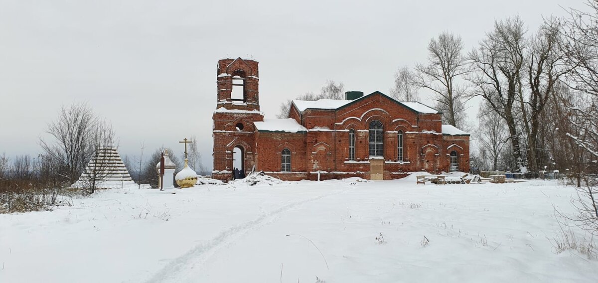Успенский храм села Чудь