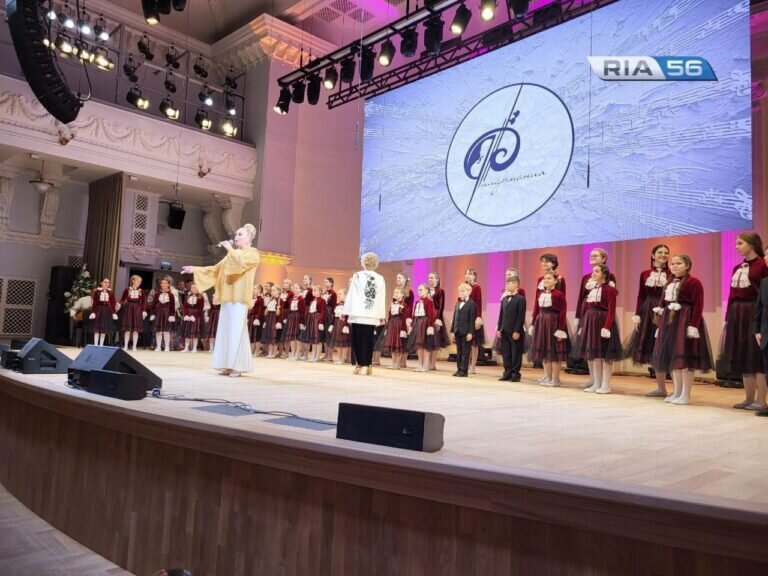    В областной филармонии открывается продажа абонементов на новый концертный сезон Андрей Севостьянов