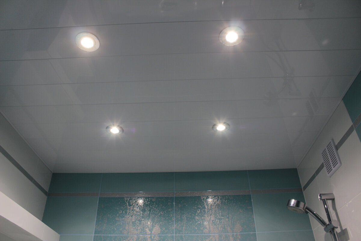 Технические требования по ремонту потолка ванной комнаты