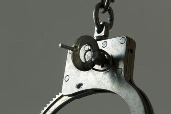    Из-за взрыва дома в Новосибирске арестованы рабочие, не имеющие специальных навыков