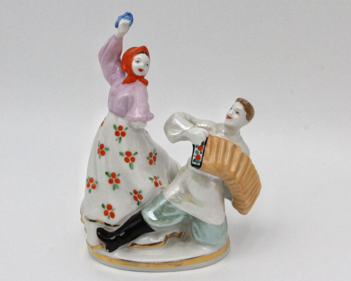  "  (   )" 1961 .   13,5 . https://ru.bidspirit.com/