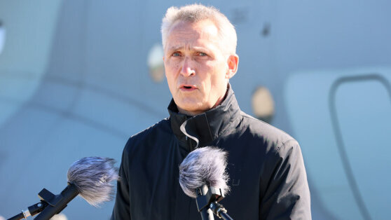    Столтенберг считает, что Финляндия и Швеция должны вступить в НАТО к осени Дарья Смирнова