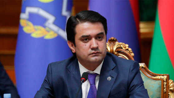    Россия остается главным стратегическим партнером Таджикистана, заявил Эмомали Юлия Шелковенко