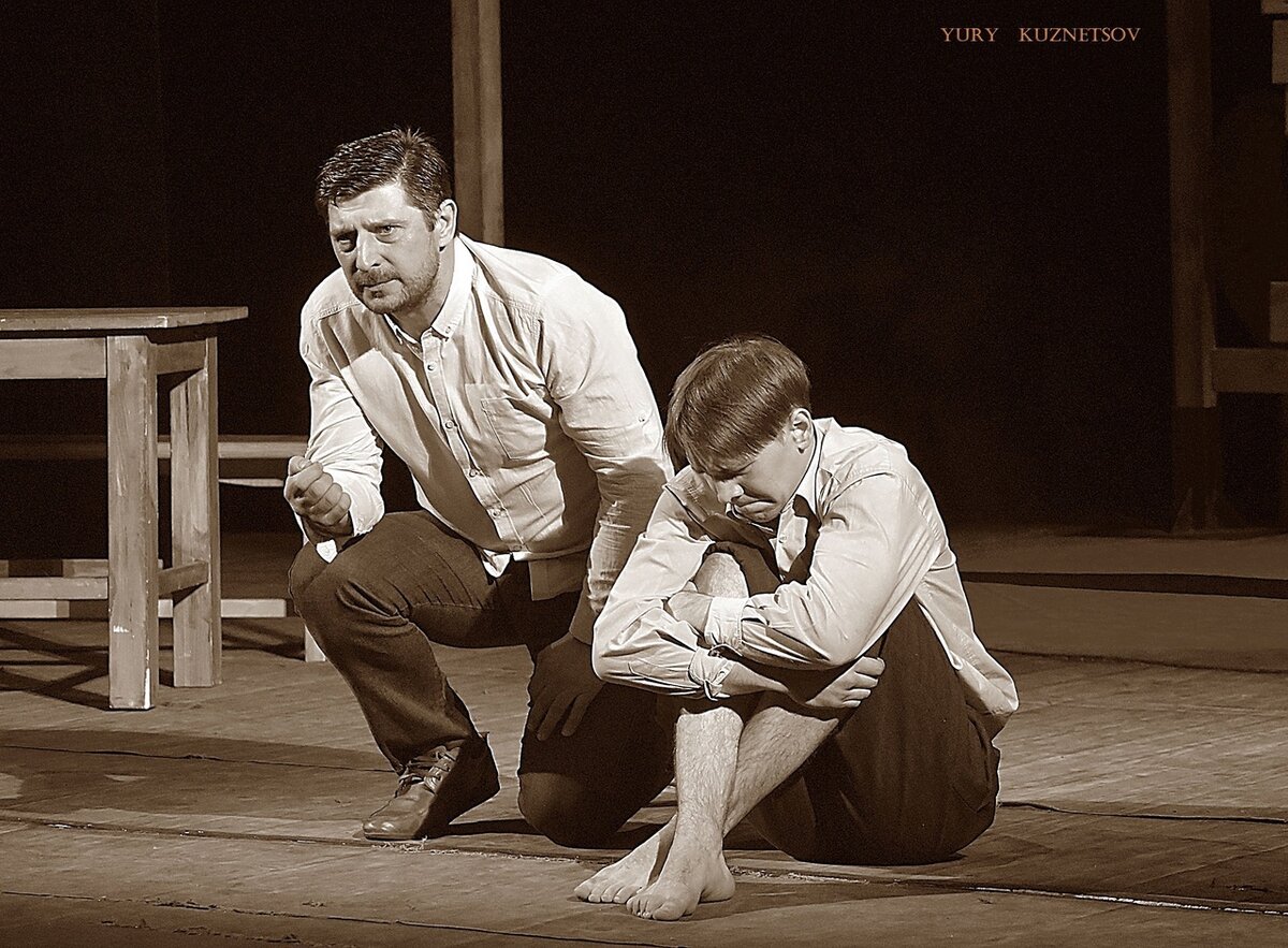 Три  фото из параллельных эпох