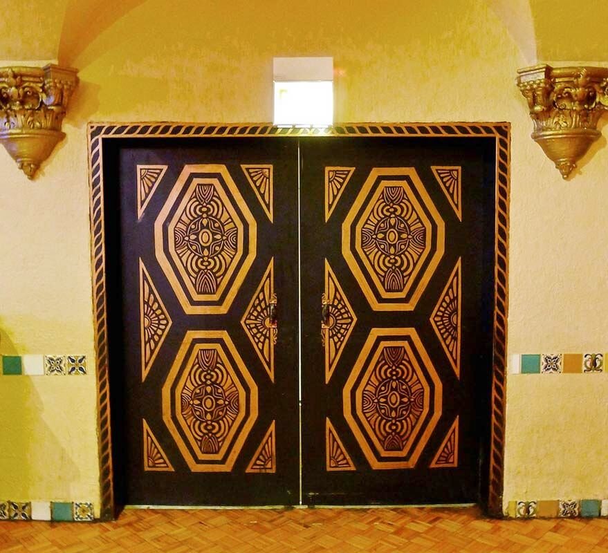 Входные металлические двери. Фото 2.