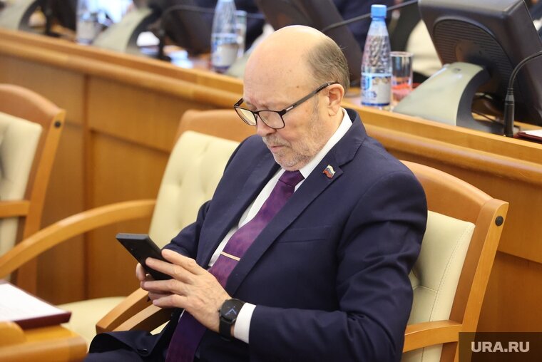    Марат Исламов выпустил автобиографию к 35-летию своего холдинга