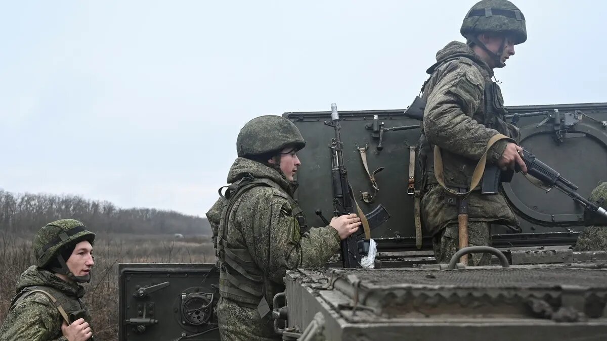 Мужчина подписал контракт в прошлом году. Фото: Reuters