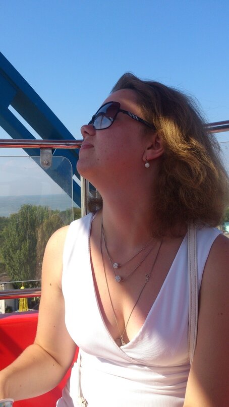 На колесе обозрения в Ейске, 2014г