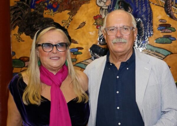    Никита Михалков с супругой. Фото: fb.ru