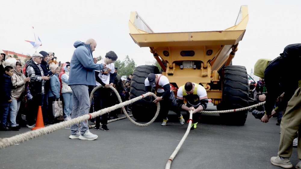    Силачи из Сургутского района установили новый рекорд России