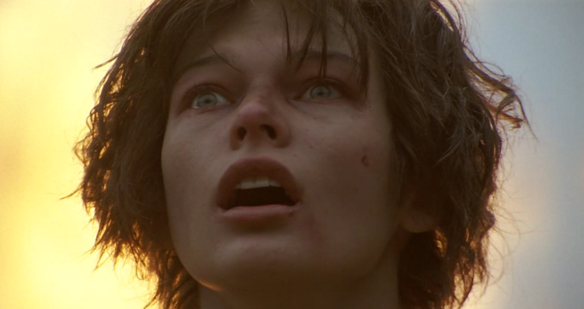 Понимала ли Жанна, что её ждёт?/Кадр из к/ф "Жанна д'Арк"(1999)