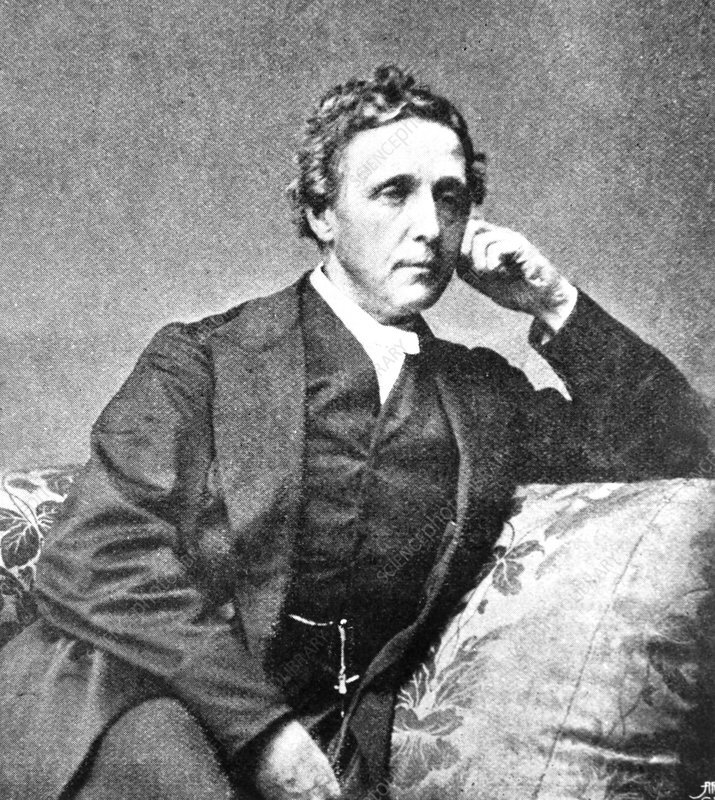 Лью́ис Кэ́рролл (англ. Lewis Carroll, настоящее имя Чарльз Лютвидж До́джсон, или Чарльз Латуидж До́джсон (традиционная русская передача; сам Кэрролл произносил свою фамилию Додсон, ˈdɒdsən[6], ряд современных словарей даёт произношение ˈdɒdʒsən[7][8]), Charles Lutwidge Dodgson; 27 января 1832 — 14 января 1898) — английский писатель, математик, логик, философ, диакон и фотограф. Наиболее известные произведения — «Алиса в Стране чудес» и «Алиса в Зазеркалье», а также юмористическая поэма «Охота на Снарка». 