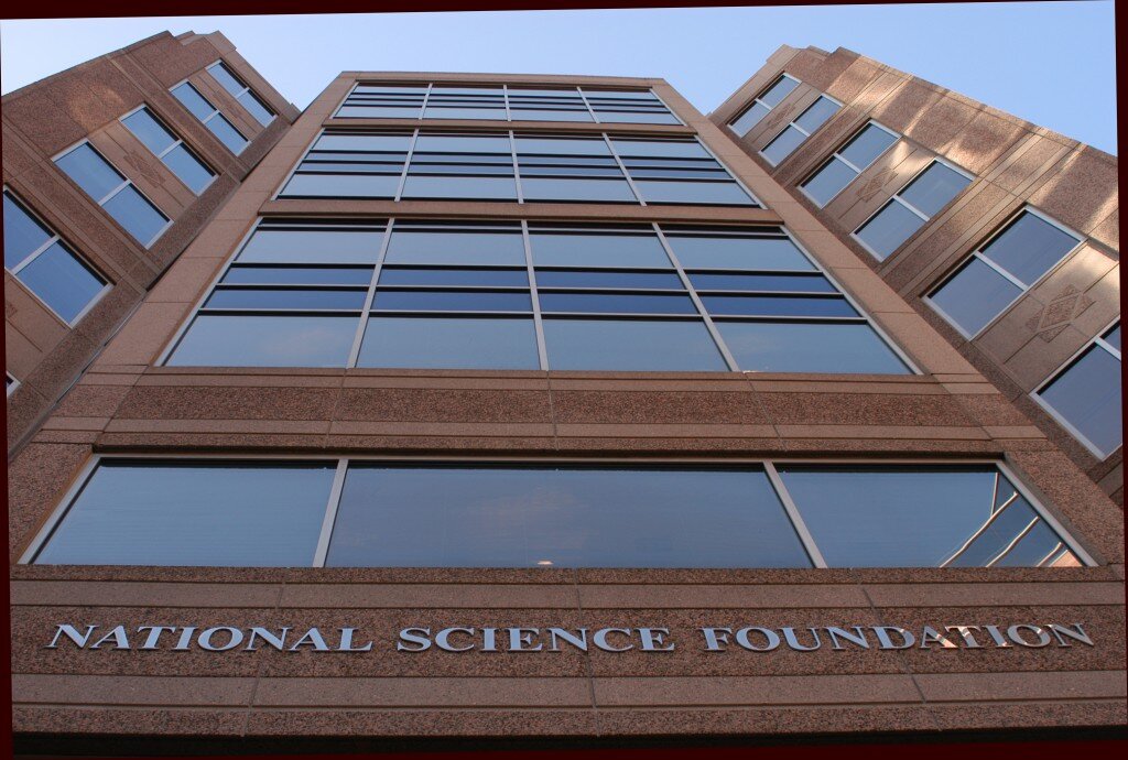 By Derrick Perkins (Photo/Curt Suplee, National Science Foundation) 
