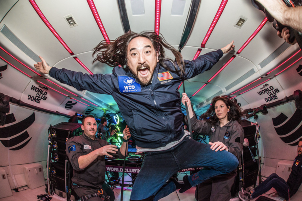 First zero. Steve Aoki. Steve Aoki фото. Zero Gravity клуб. Диджей .NFT.