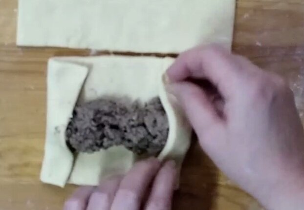 Пирожки с ливером из заварного дрожжевого теста