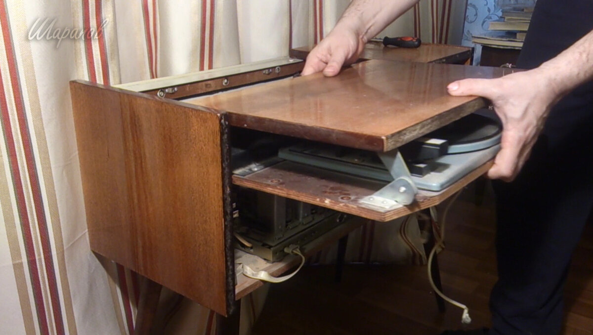 Листайте вправо >>>