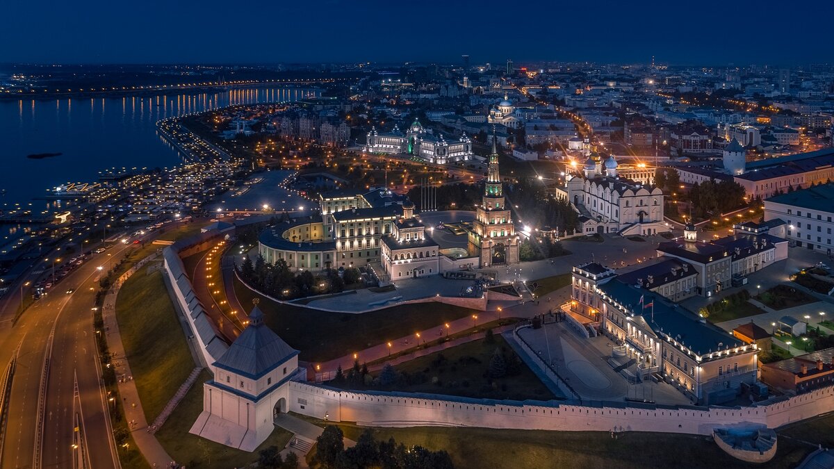 Панорама на Казанский Кремль.