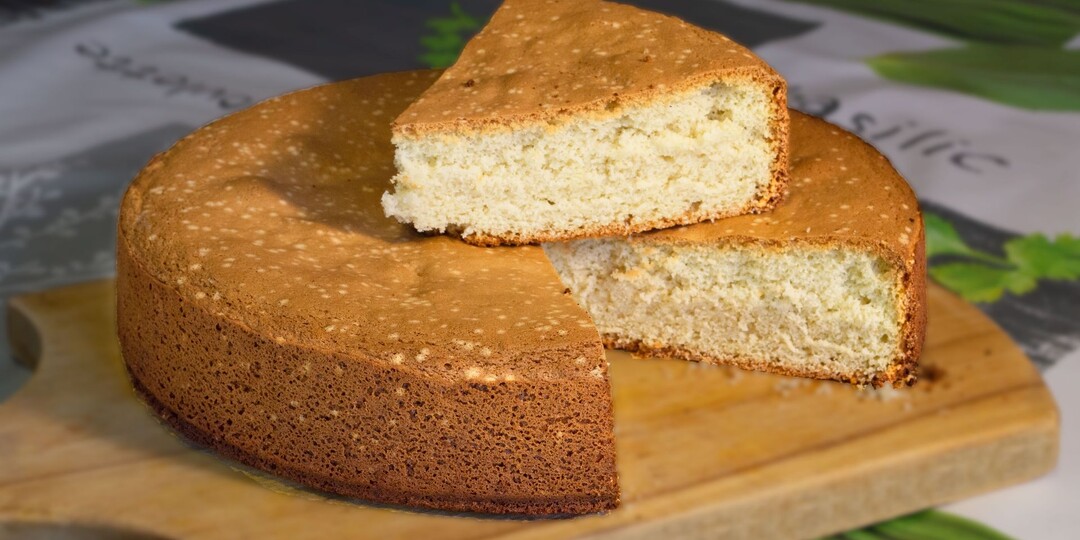 Как приготовить бисквит? Простой пошаговый рецепт и 5 правил пышного бисквита