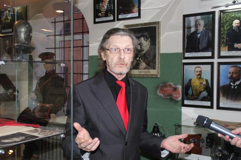 Вячеслав Воскресенский на встрече в музее ОМВД г.Первоуральска.
