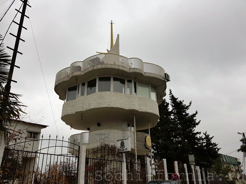 Видовая башня  на ул. Альпийской.