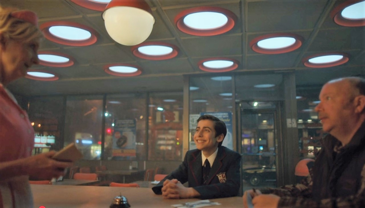 Кофе, пончики и улыбка — это Америка