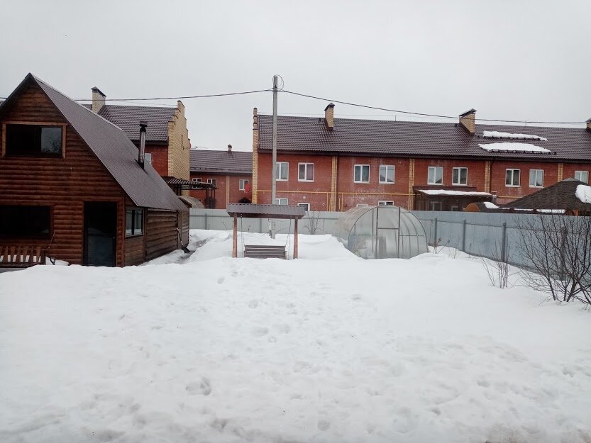 Фото автора. Забор-то, оказывается, прекрасен