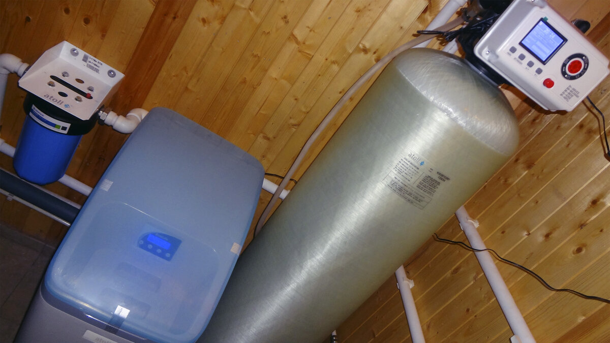 Аэрационный обезжелезиватель с умягчителем