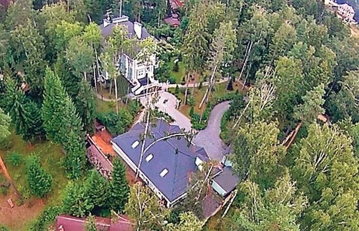 Дом в элитном поселке Грибово. | Фото: domzamkad.ru.