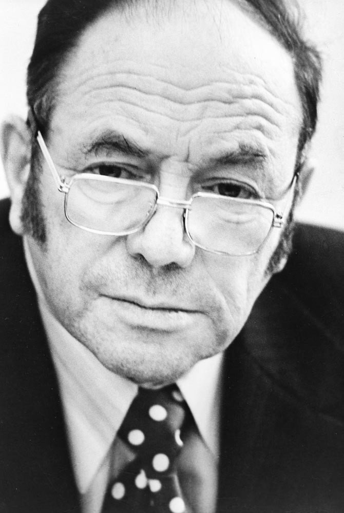 Леонид витальевич канторович (1912-1986). Леонид канторович нобелевская премия. Леонид канторович экономист. Леонид канторович нобелевская премия. Канторович леонид витальевич экономист.