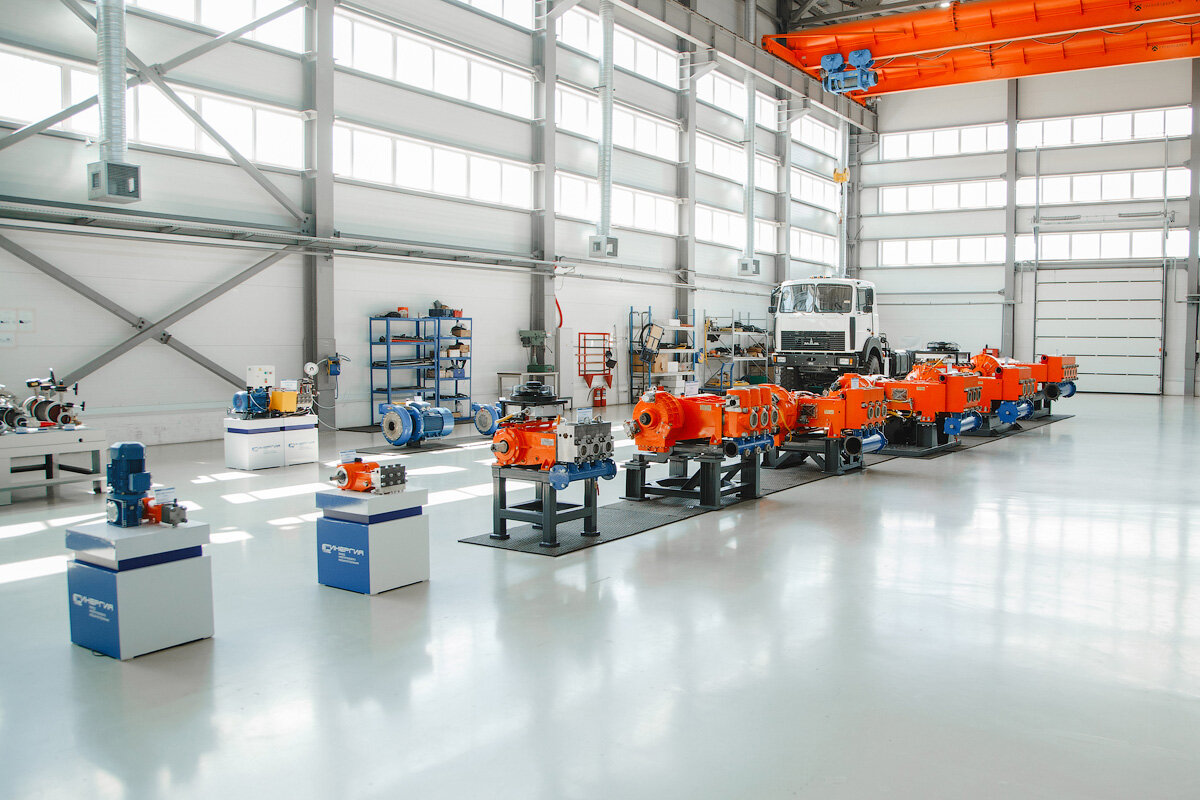 Пермское нефтяное машиностроение. Синергия завод нефтегазового машиностроения. Синергия завод нефтегазового машиностроения. Завод синергия пермь. Пкнм-урал краснокамск.