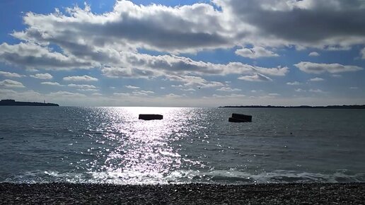 Прекрасный февральский день на чёрном море в Геленджике