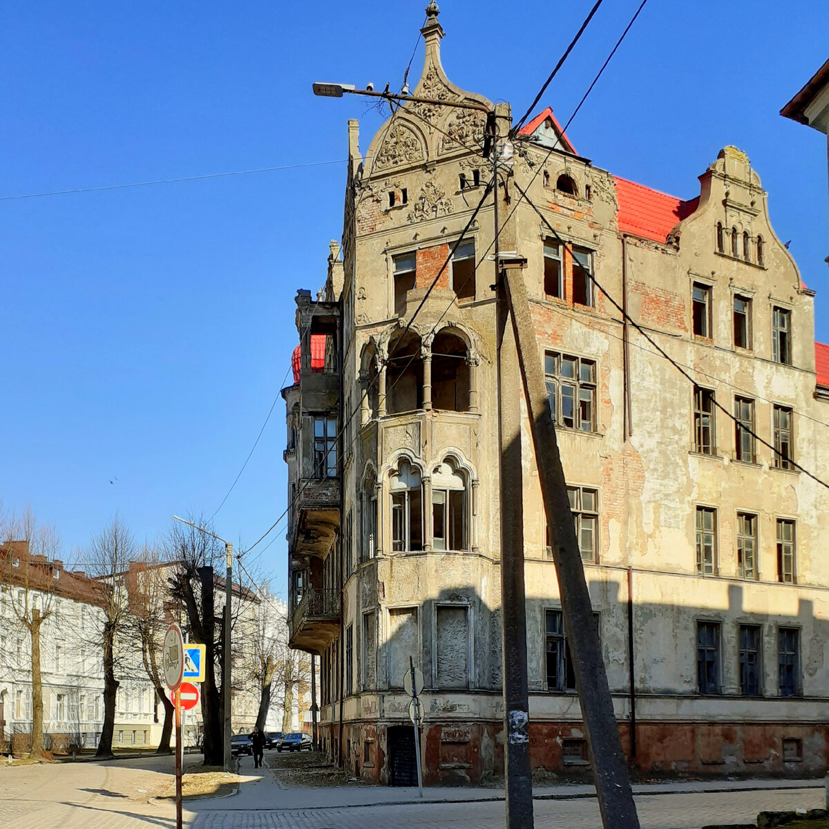 Дом Армина Мюллер-Шталя в Тильзите называют «самой красивой заброшкой» Калининградской  обл. Показываю, почему | Не усложняя жизнь. Туры по Калининградской области  | Дзен