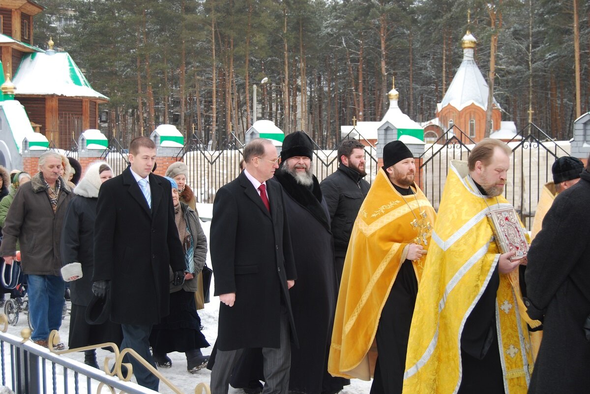 Крестный ход к месту строительства; 11 февраля 2009 г.