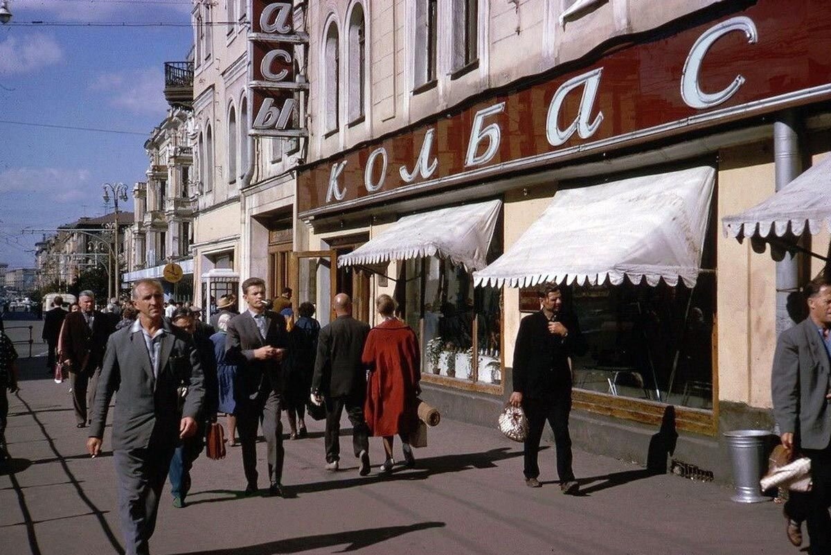 Улицы ссср. Улица Горького в Москве 1960 г. Тверская улица в 1960. Улица Горького в Москве в 70-80е. Тверская улица Москва в 1960.